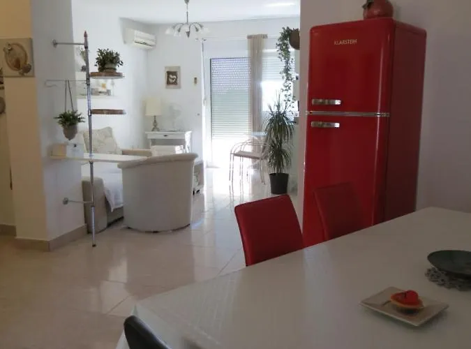 Eco Friendly Apartamento Ližnjan